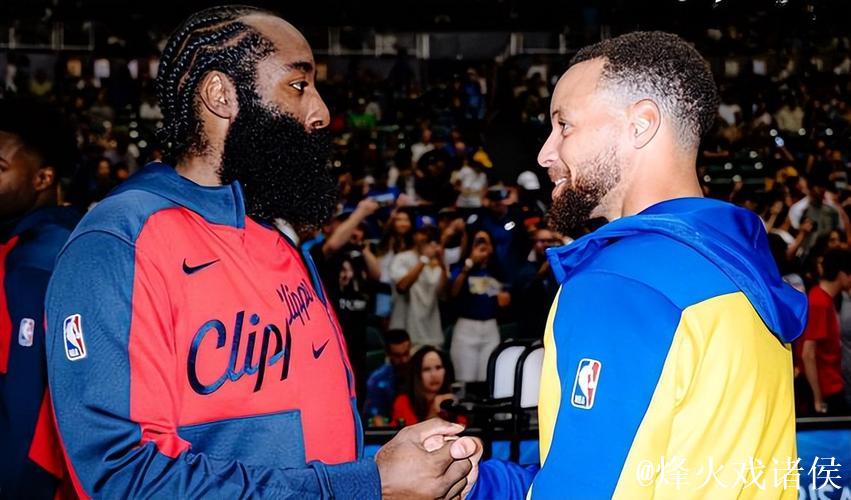 三分压哨绝杀！勇士险胜快船 库里9分哈登13分